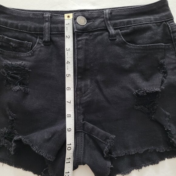 SO Juniors Black High Rise Shortie Shorts Distressed Cut Off Size 5 - Picture 7 of 11